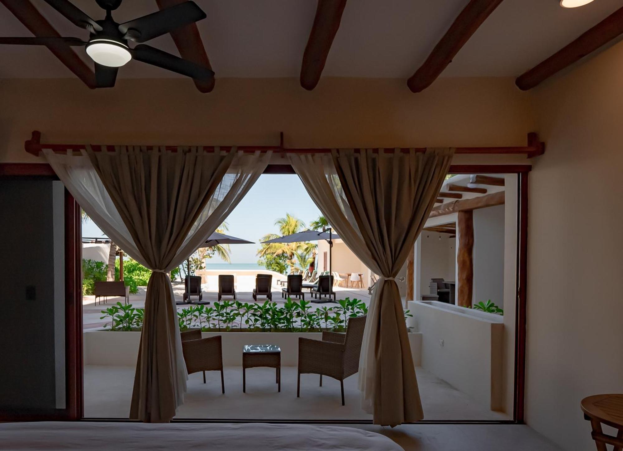 Beach Front Hotel Boutique Dk House Isla Holbox Exterior foto